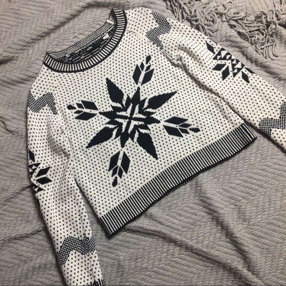 BDG Sweaters - BDG Black and White Patterned Crop Sweater/S